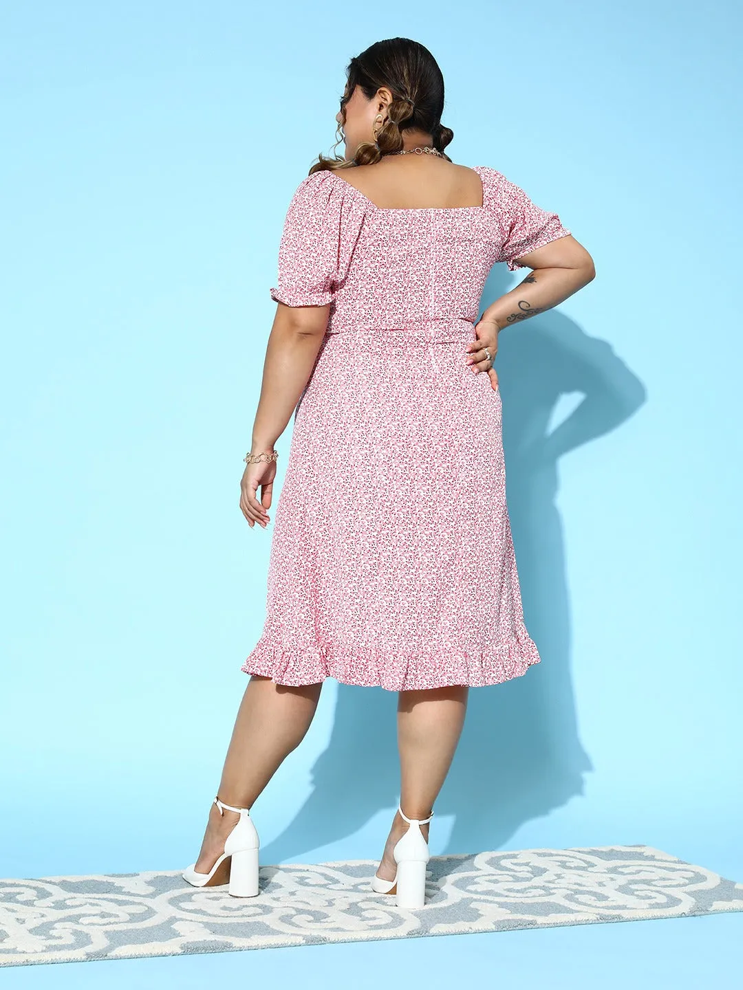 Berrylush Women Plus Size Light Pink & White Floral Printed Sweetheart Neck Front Tie-Up Flounce Hem A-Line Midi Dress