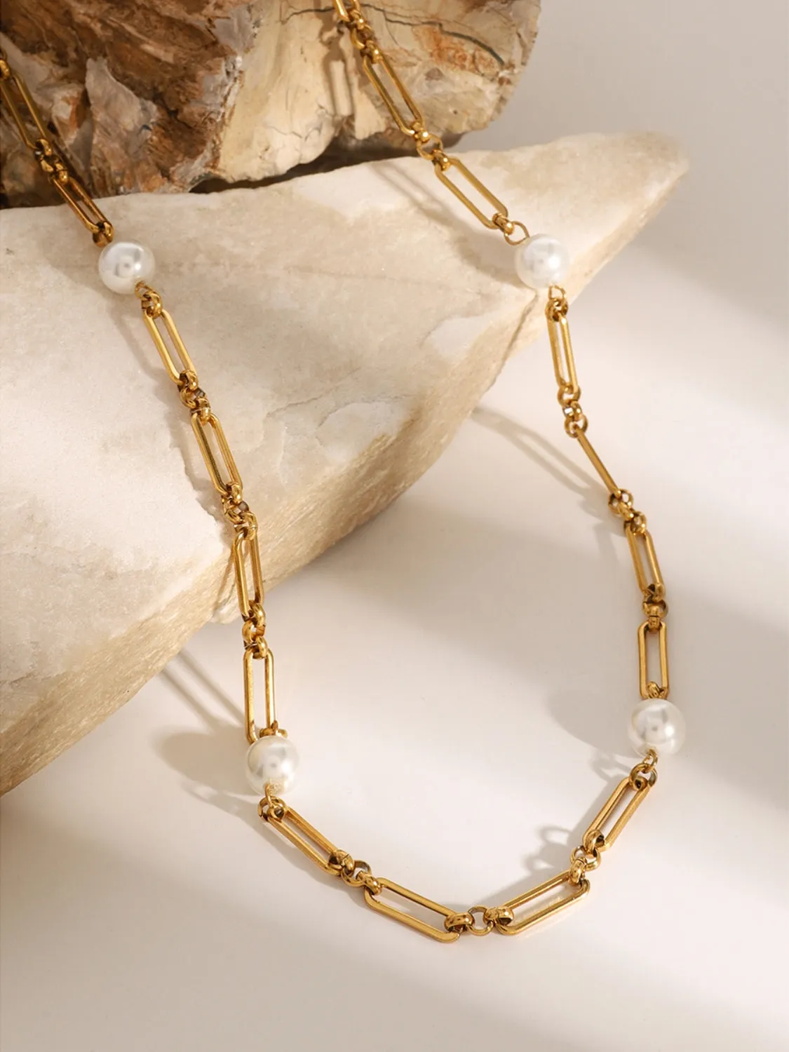 Elegant Paperclip Chain Necklace with Faux Pearls