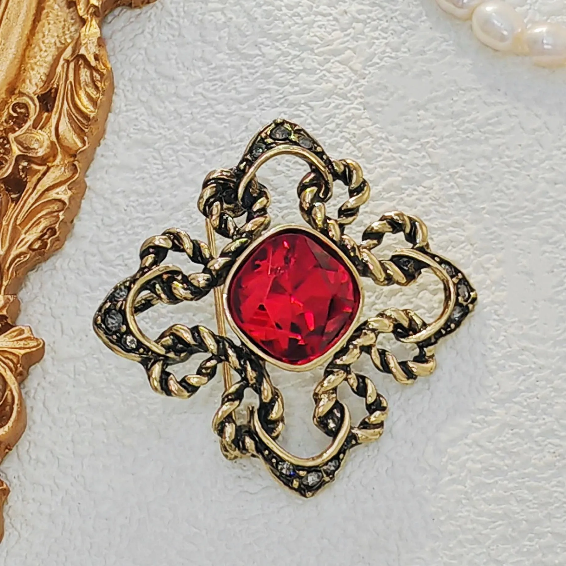 Fabulous Vintage Art Nouveau Red Rhinestone Brooch Pin Cross Jewely