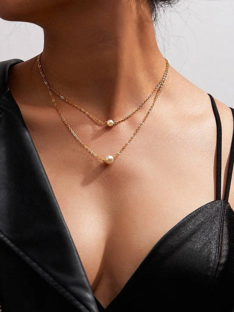 Faux Pearl Pendant Layered Chain Necklace