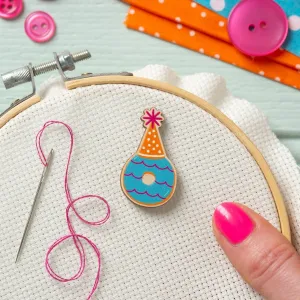 Party Ring Magnetic Needle Minder