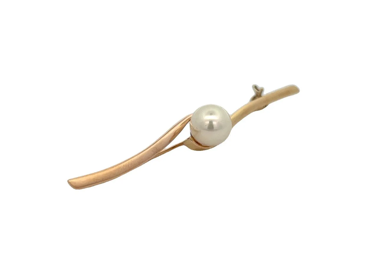 Pearl & 14ct Yellow Gold Brooch